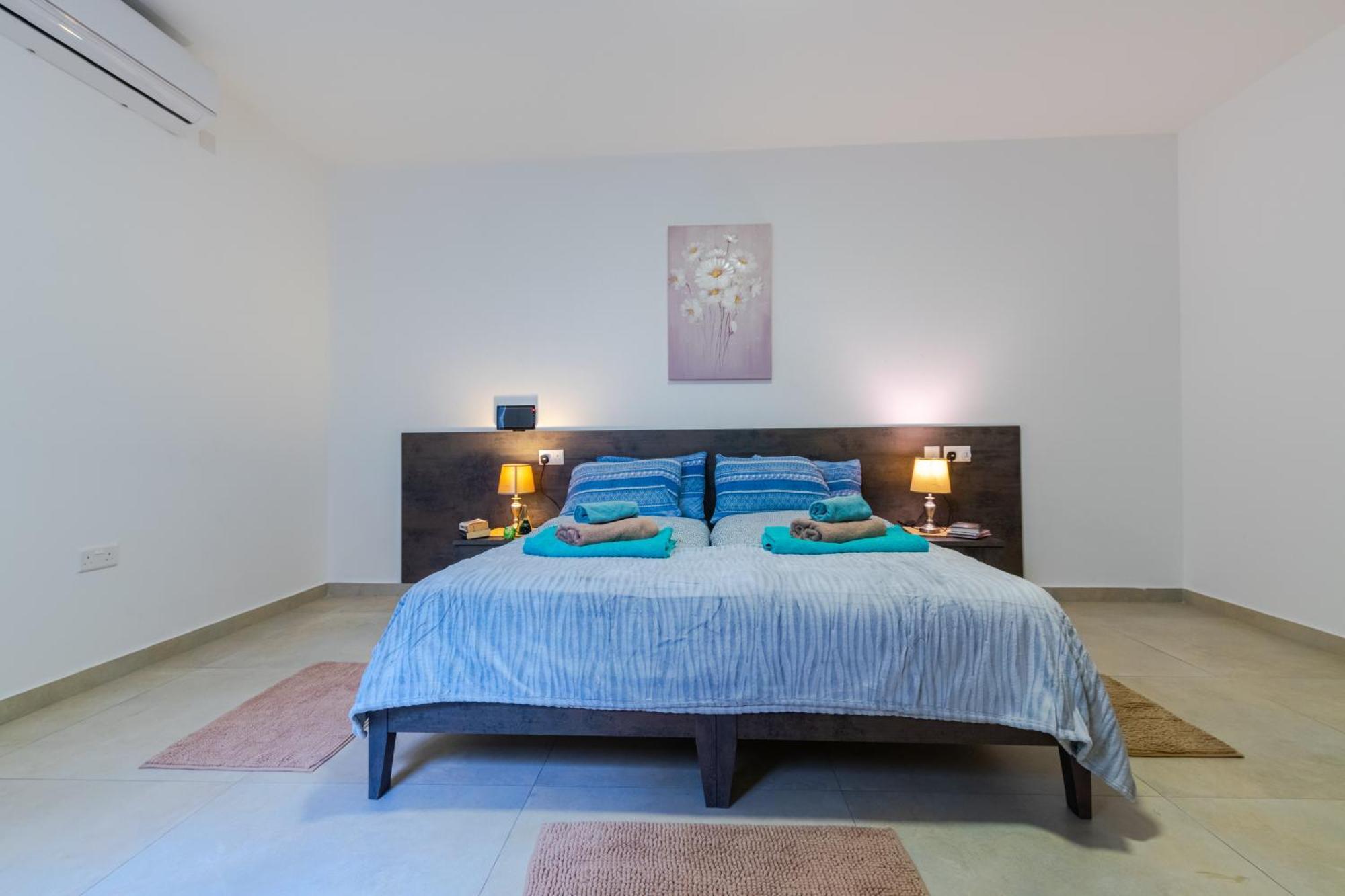 Spacious Brand New Apartment 3 Bdr 2Bth Bugibba St. Paul's Bay Exterior photo
