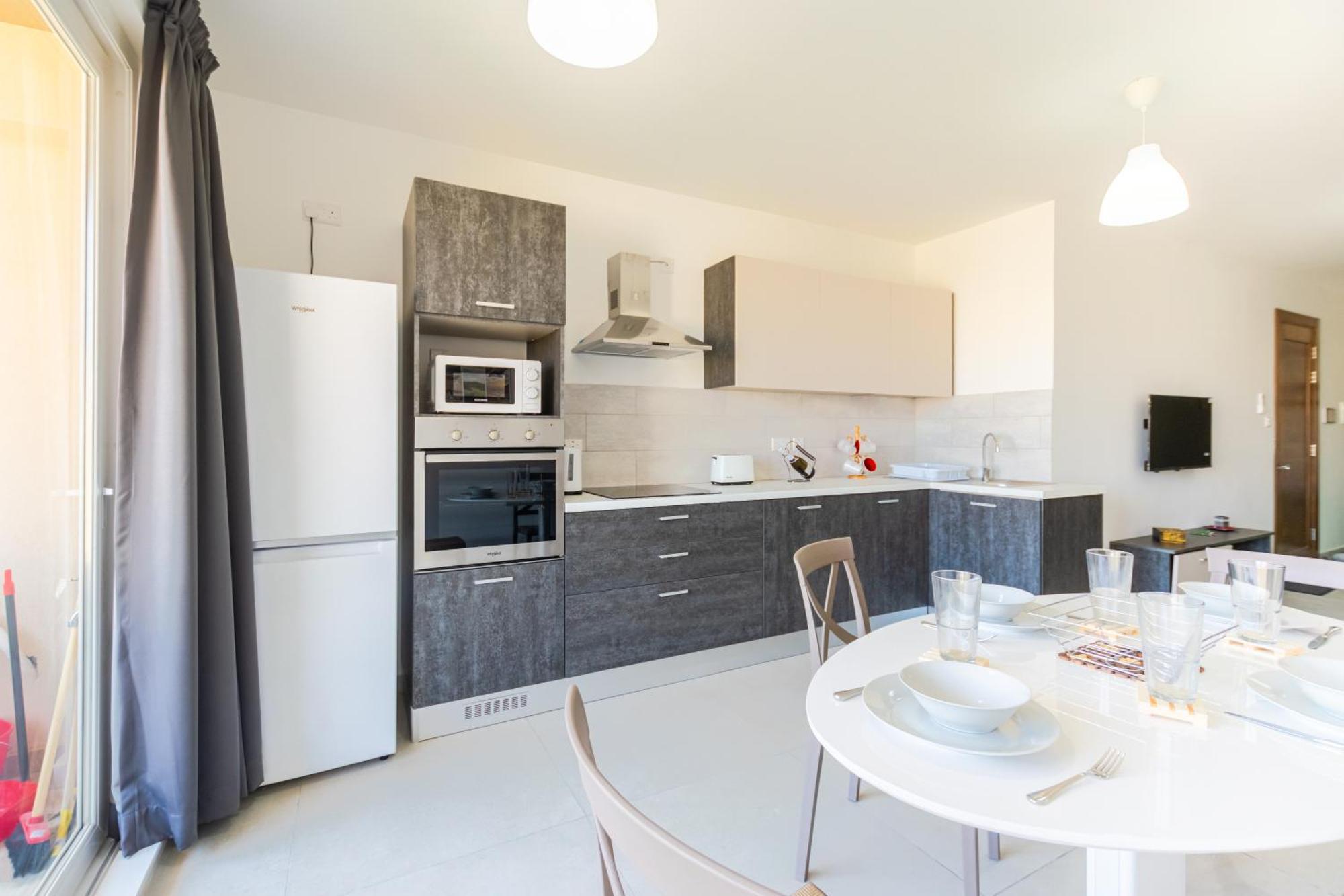 Spacious Brand New Apartment 3 Bdr 2Bth Bugibba St. Paul's Bay Exterior photo