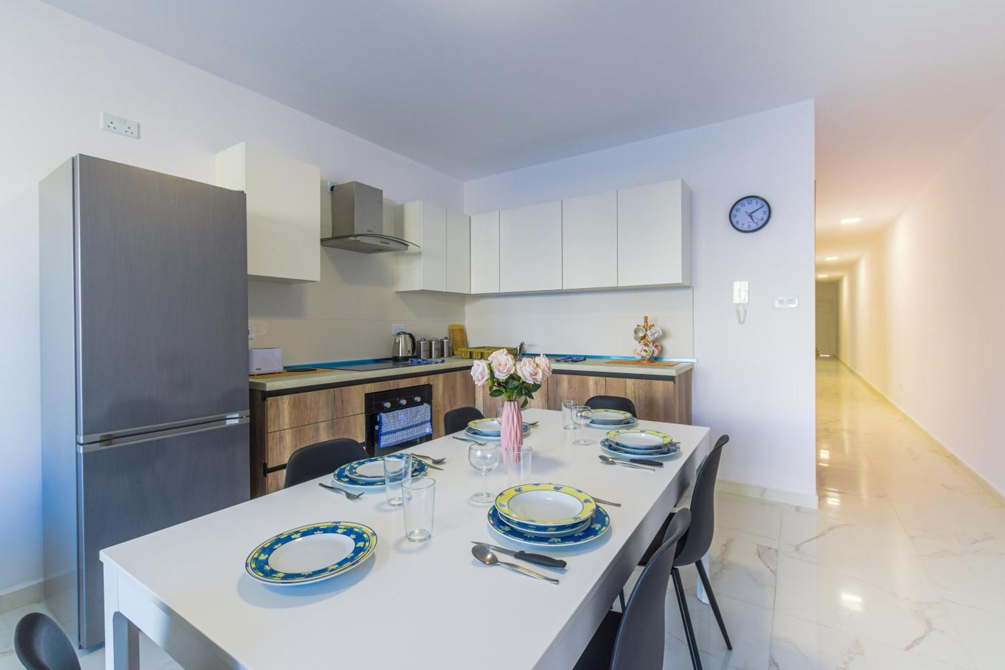 Spacious Brand New Apartment 3 Bdr 2Bth Bugibba St. Paul's Bay Exterior photo